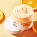 SADOER Vitamin C Whitening Body Scrub 120g - Image 2